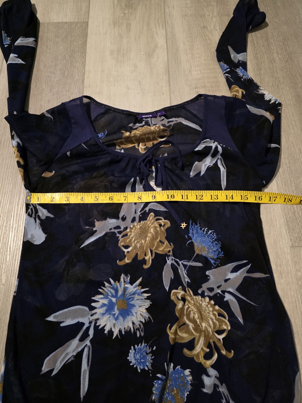 MEXX Women’s Navy Floral Sheer Mesh Blouse Size S - Picture 8 of 11
